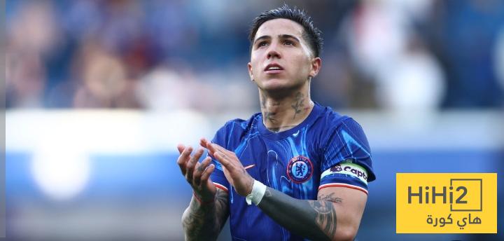 هل من المنطق أن يفكر ريال مدريد في إنزو ولديه تشبع في خط الوسط ؟