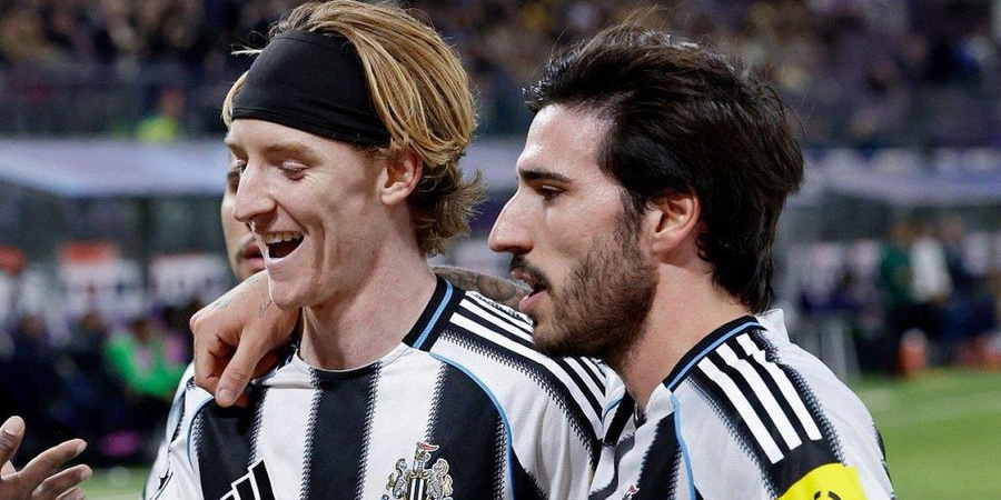 نيوكاسل يفتح الباب لبيع نجمين هذا الصيف