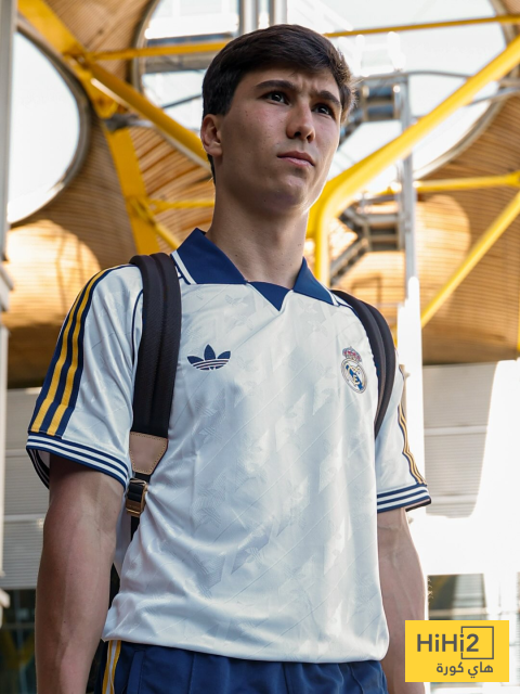 صور.. لاعبو ريال مدريد يتوجهون الى مايوركا 27