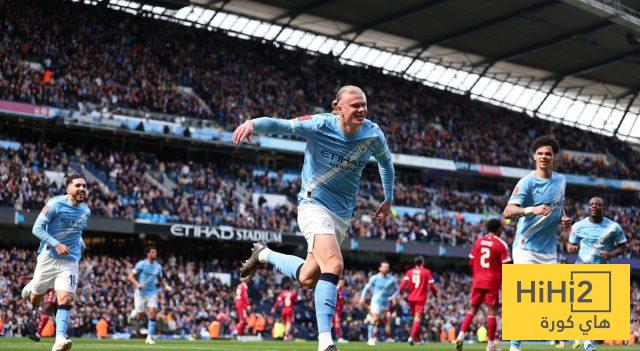مانشستر سيتي يتقدم على ليفربول 2-0 في الشوط الأول 2 مانشستر سيتي يتقدم على ليفربول 2-0 في الشوط الأول 1