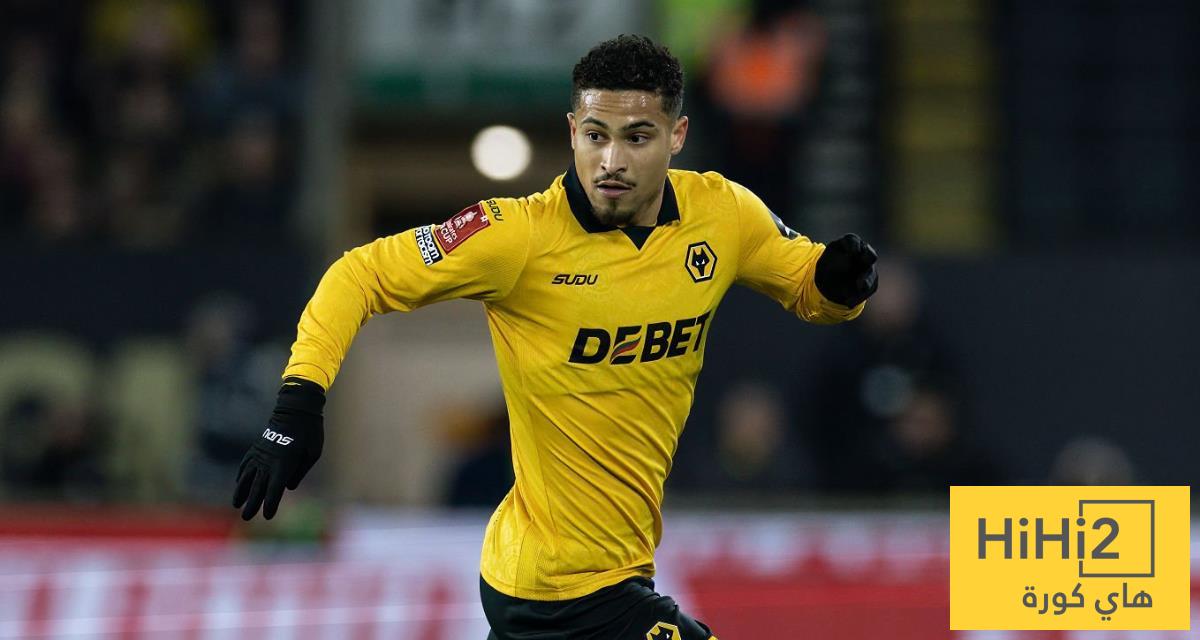 اليونايتد يقتحم سباق ضم نجم وولفرهامبتون