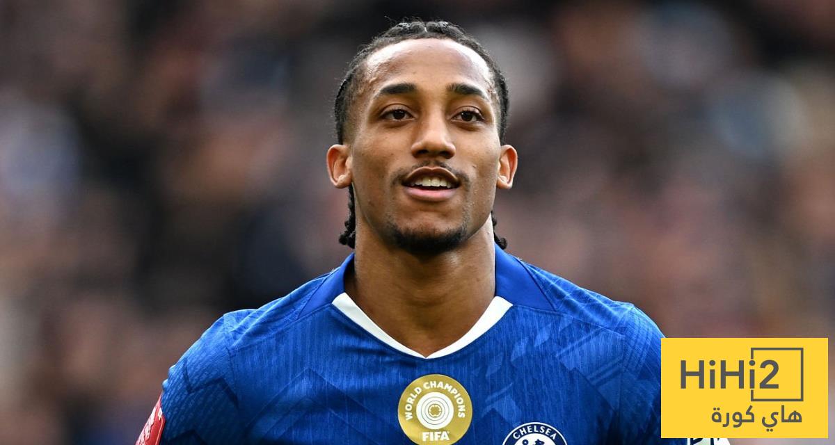 عين على جواو بيدرو في مباراة بورت فيل