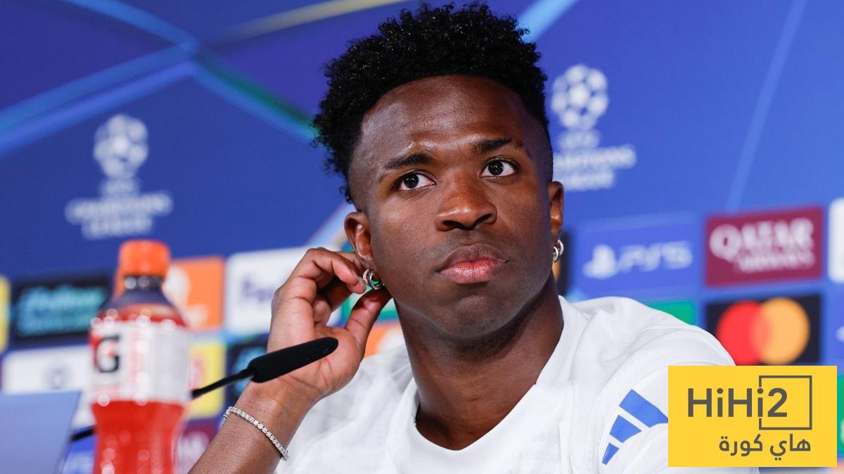 فينيسيوس يظهر كالنجم الخارق