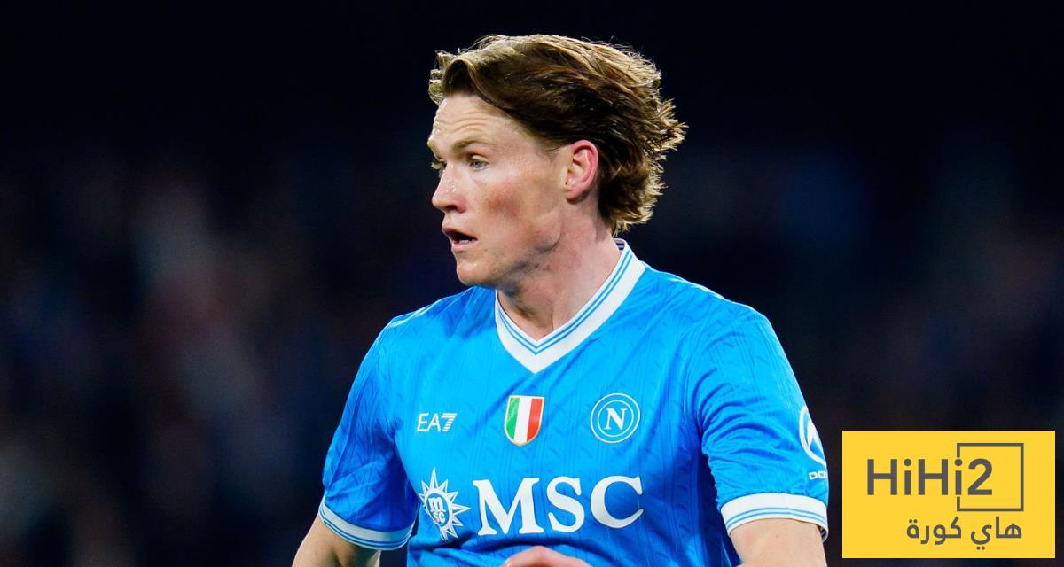 إحصائيات ماكتومناي في قمة ميلان ونابولي إحصائيات ماكتومناي في قمة ميلان ونابولي