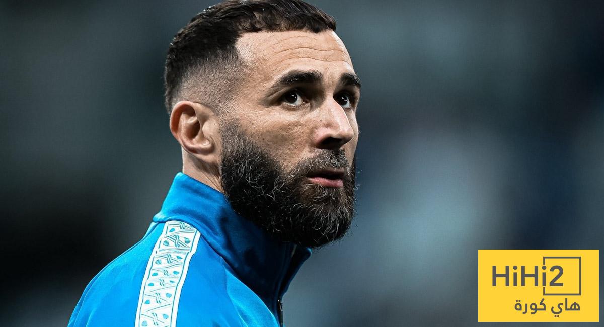 صورة تؤكد أن بنزيما لم يغير نظام الهلال ! صورة تؤكد أن بنزيما لم يغير نظام الهلال !