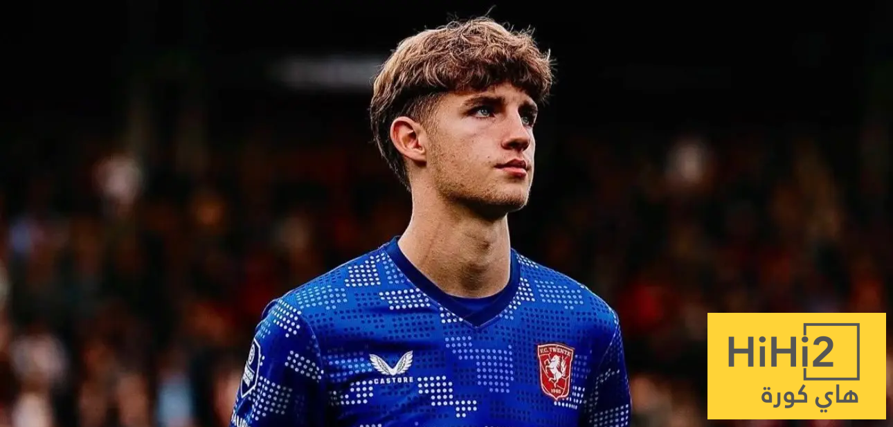 عقبة تهدد انتقال الهولندي إلى برشلونة !