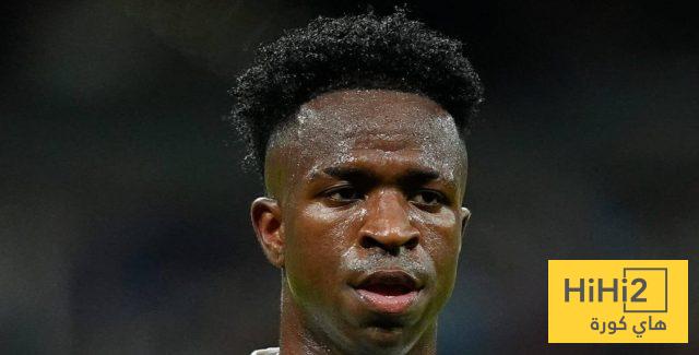 لماذا لا نكون صرحاء ومنصفين …! هذا اللاعب وقح