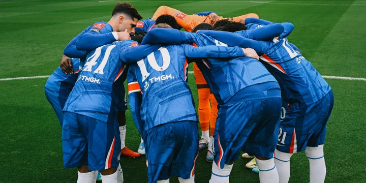 تشكيلة تشيلسي الرسمية للقاء مانشستر يونايتد