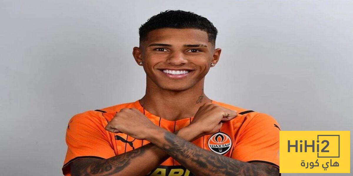 لاعب ريال مدريد السابق .. توبياس على رادار مانشستر يونايتد