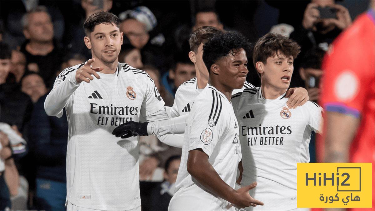 ريال مدريد قُسم إلى أحزاب بسبب ” النفاق ” !