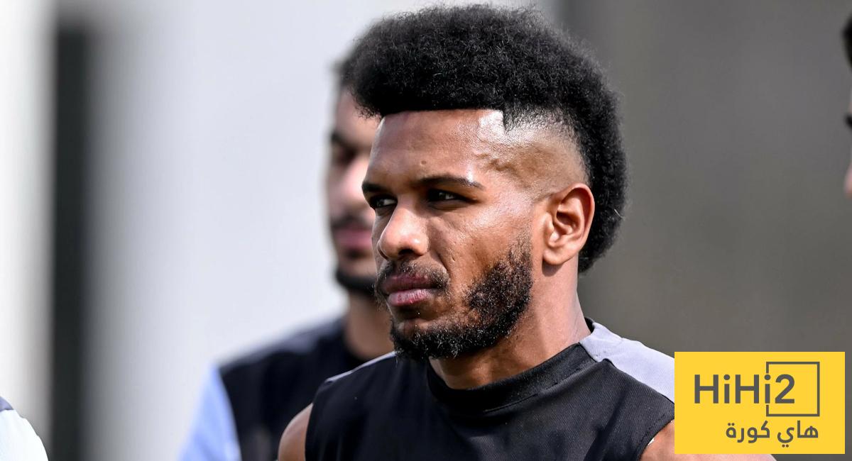 موقف البليهي من العودة إلى الهلال !