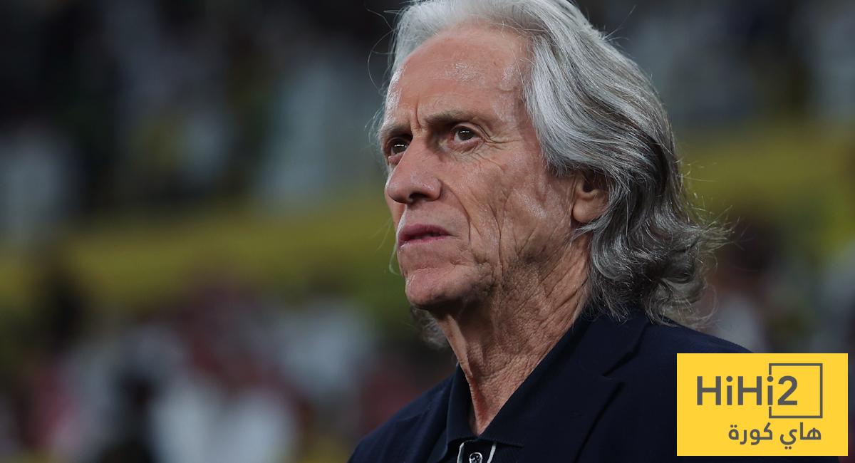 خيسوس يعتمد على ثلاثي ثابت لإيقاف الهلال !