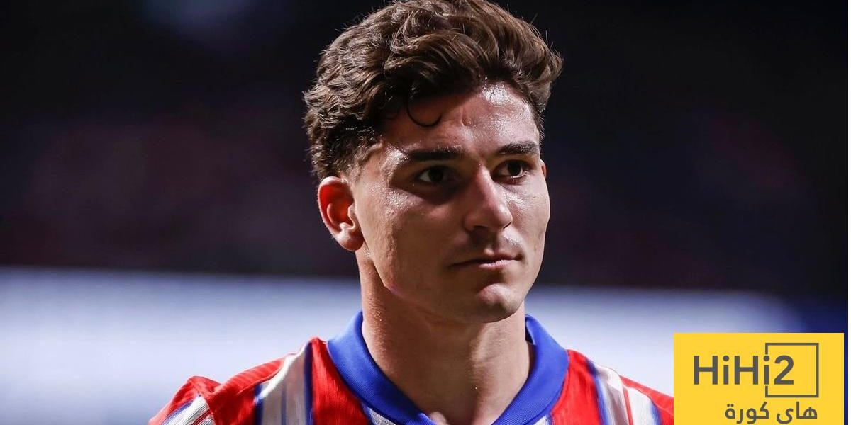 برشلونة يقدم أول عرض رسمي لضم ألفاريز