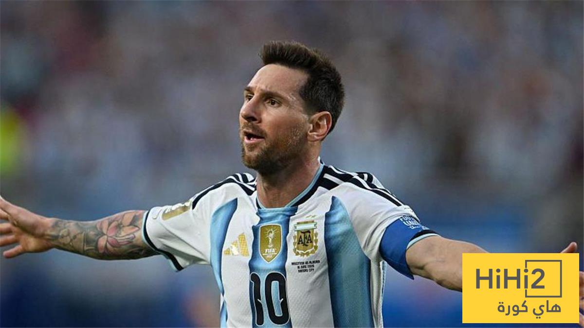 زلاتان بعد هاتريك ميسي: كأس عالم جديدة لن تغير شيئًا!