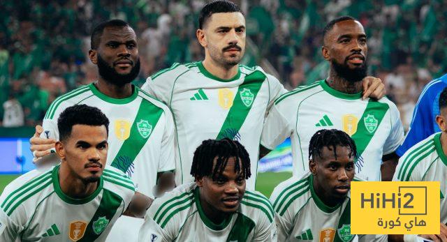 نجم الأهلي يفتح الباب للعودة إلى أوروبا !