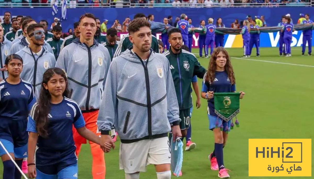 الصالح سبورت : أزمة داخل معسكر أوروجواي قبل مواجهة إسبانيا