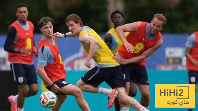 فليك يفاجئ أنتوني جوردون بدور جديد في برشلونة