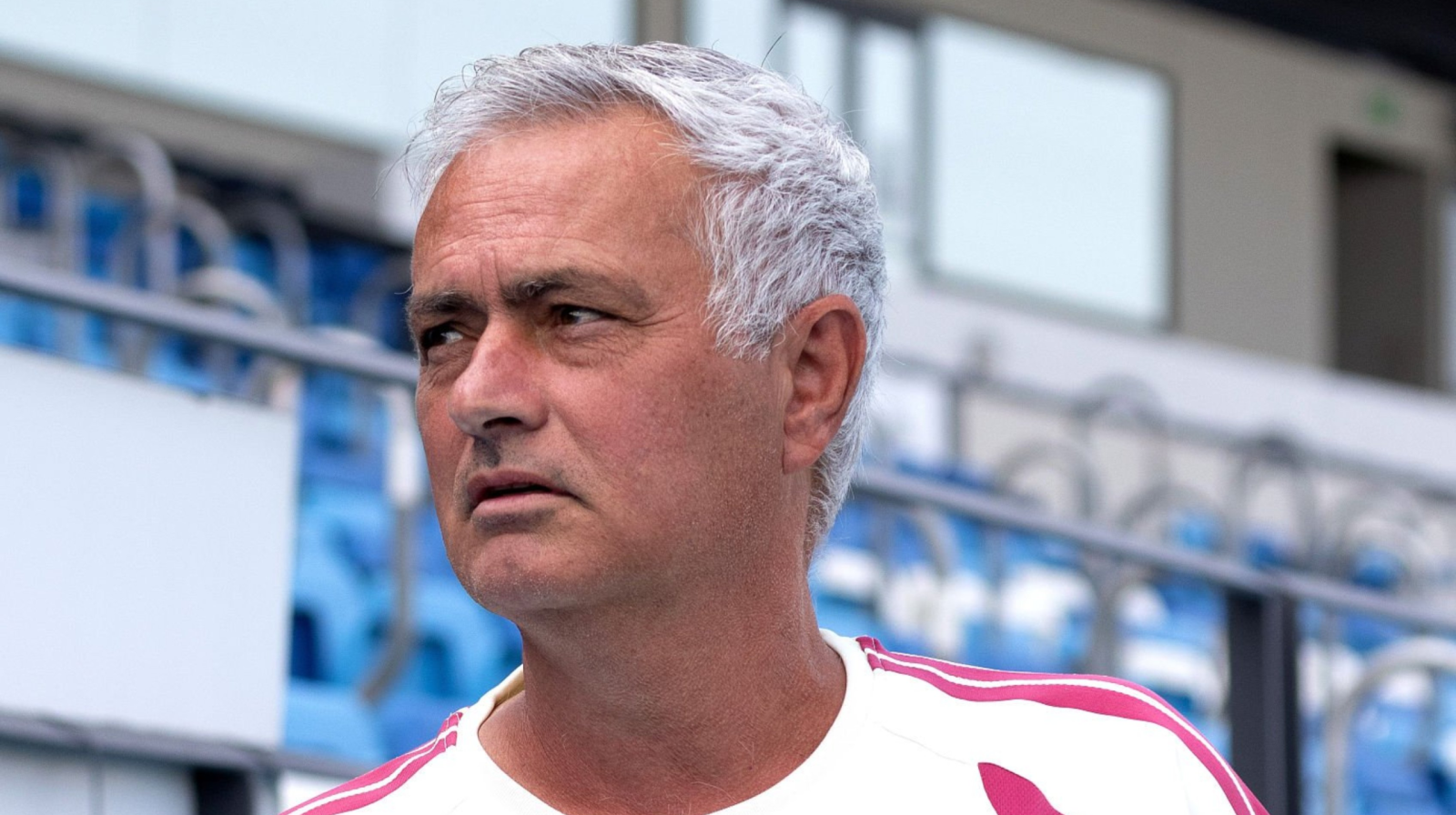 مورينيو يكتشف جوهرة جديدة في ريال مدريد.. قرار مهم بشأن سيريا