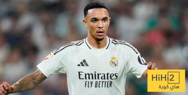 أسوأ لاعب وسط منذ جرافيسين .. أقسى انتقاد لأرنولد