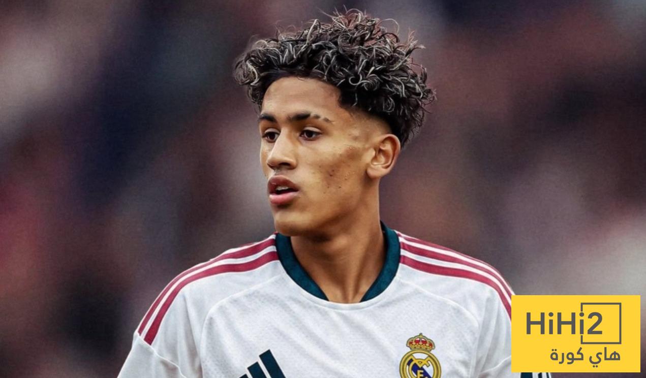 صورة : موهبة مانشستر يونايتد يوجه إشارة جديدة إلى ريال مدريد