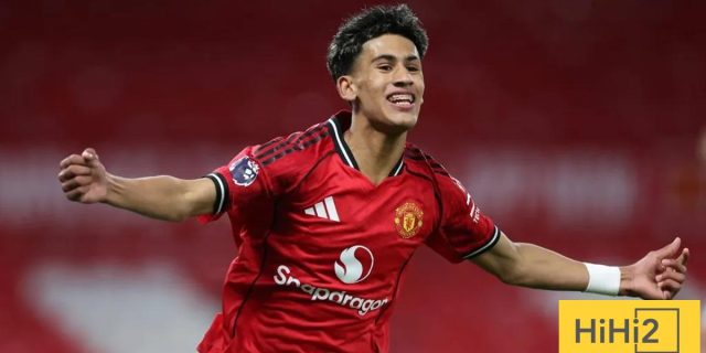 أول تعليق من كاريك على ارتباط ريال مدريد بجوهرة مانشستر يونايتد